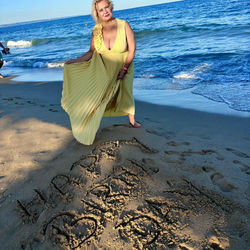 Marilena,fată,joacă hora mare!