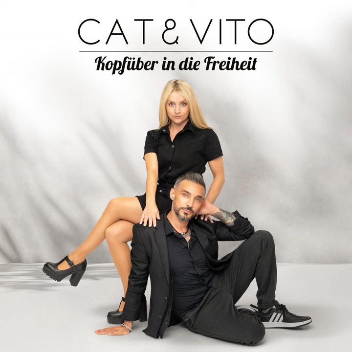 Cat & Vito -  Kopfüber in die Freiheit